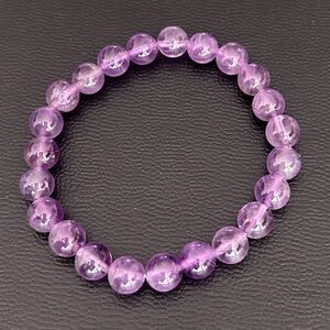 Purple Crystal Beaded Bracelet with Translucent Design
